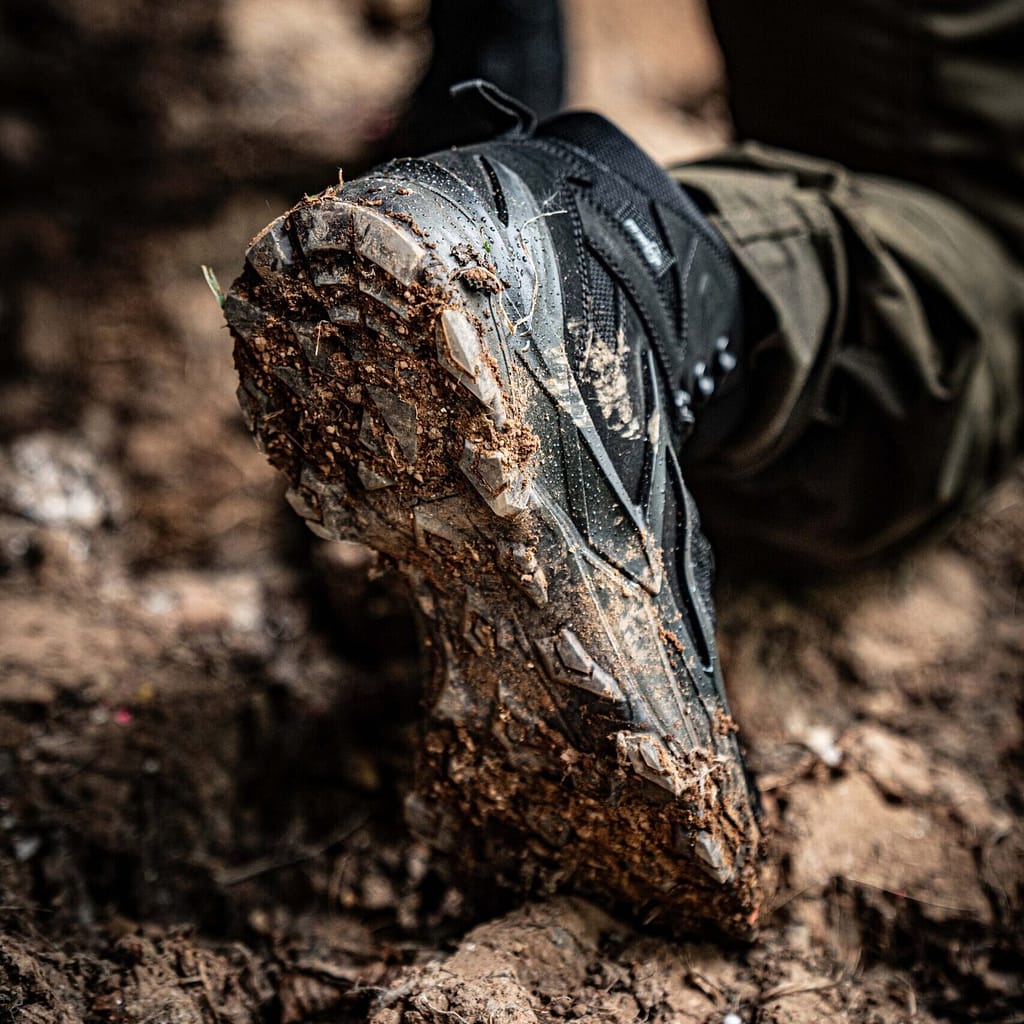 Prabos Striker 2025 Edition: Lo scarponcino outdoor che rivoluziona gli standard grazie a una combinazione unica delle tecnologie NexX4™ e Carbitex.