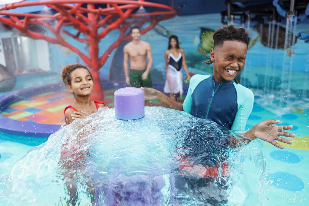 bambini sulls MSC Virtuosa