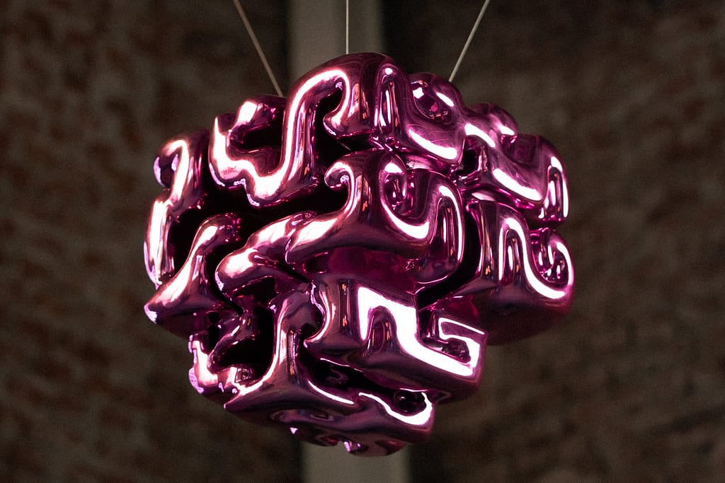 Brain Drain, nylon, metallizzazione, verniciatura, 2019, ph. Carlo Madoglio, courtesy Casa degli Artisti