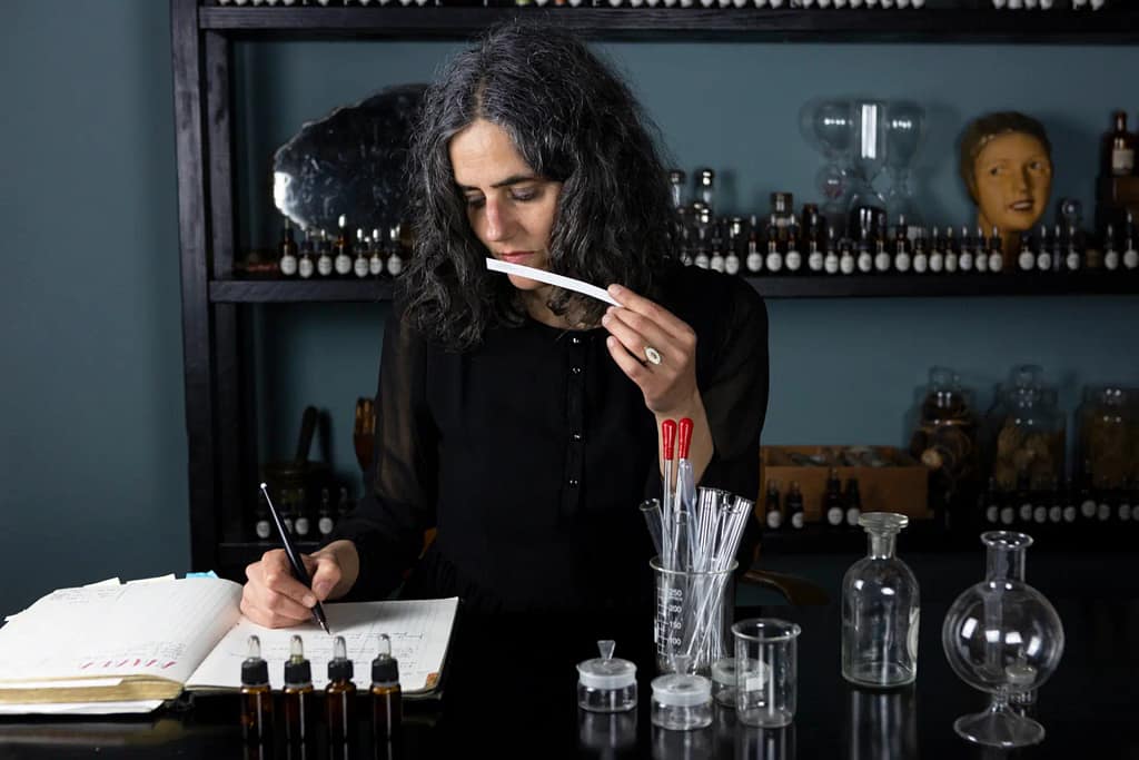 la strega del castello, caterina roncati, genova, unexpected italy