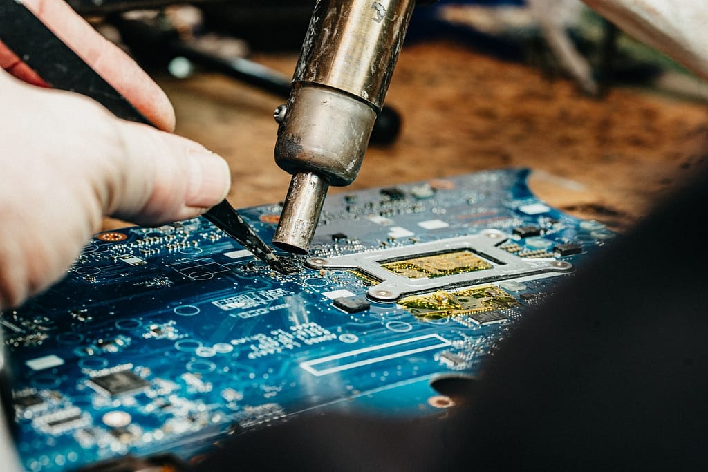 refurbed: la riparazione di un circuito