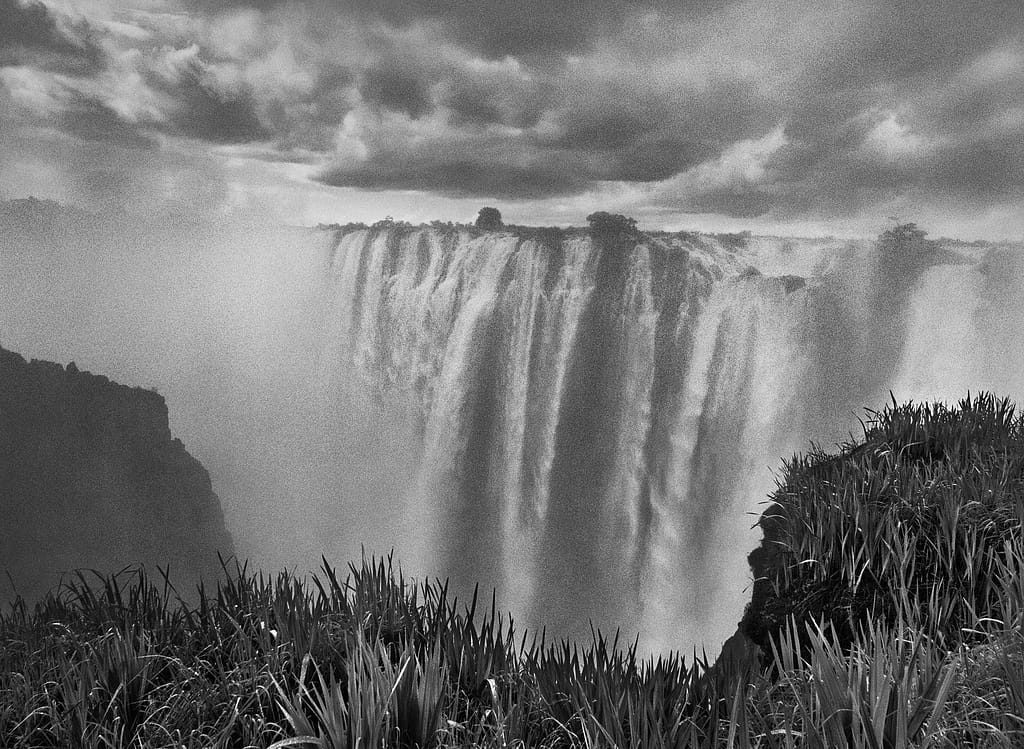 Zambia, 2008 _ Le cascate Victoria viste dallo Zambia. _ Ph. ©Sebastião SALGADO