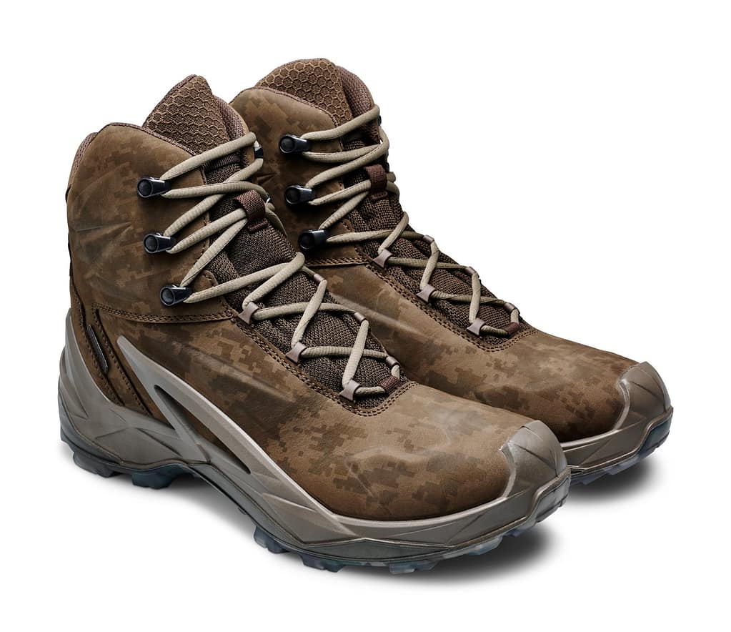 Prabos Striker 2025 Edition Lo scarponcino outdoor che rivoluziona gli standard grazie a una combinazione unica delle tecnologie NexX4™ e Carbitex.