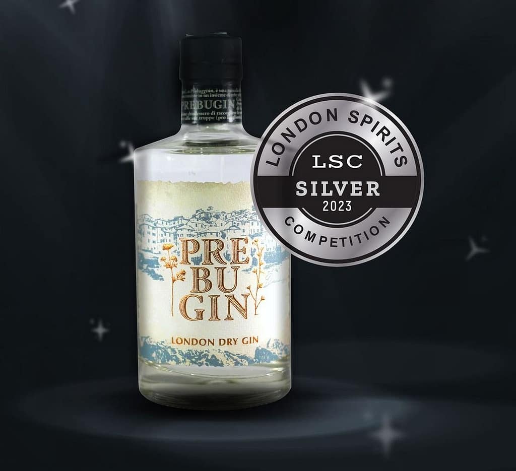 la premiata bottiglia di Prebugin gin