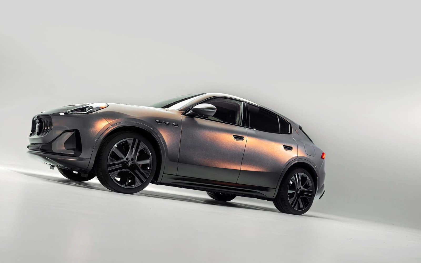 maserati giorgetti grecale folgore