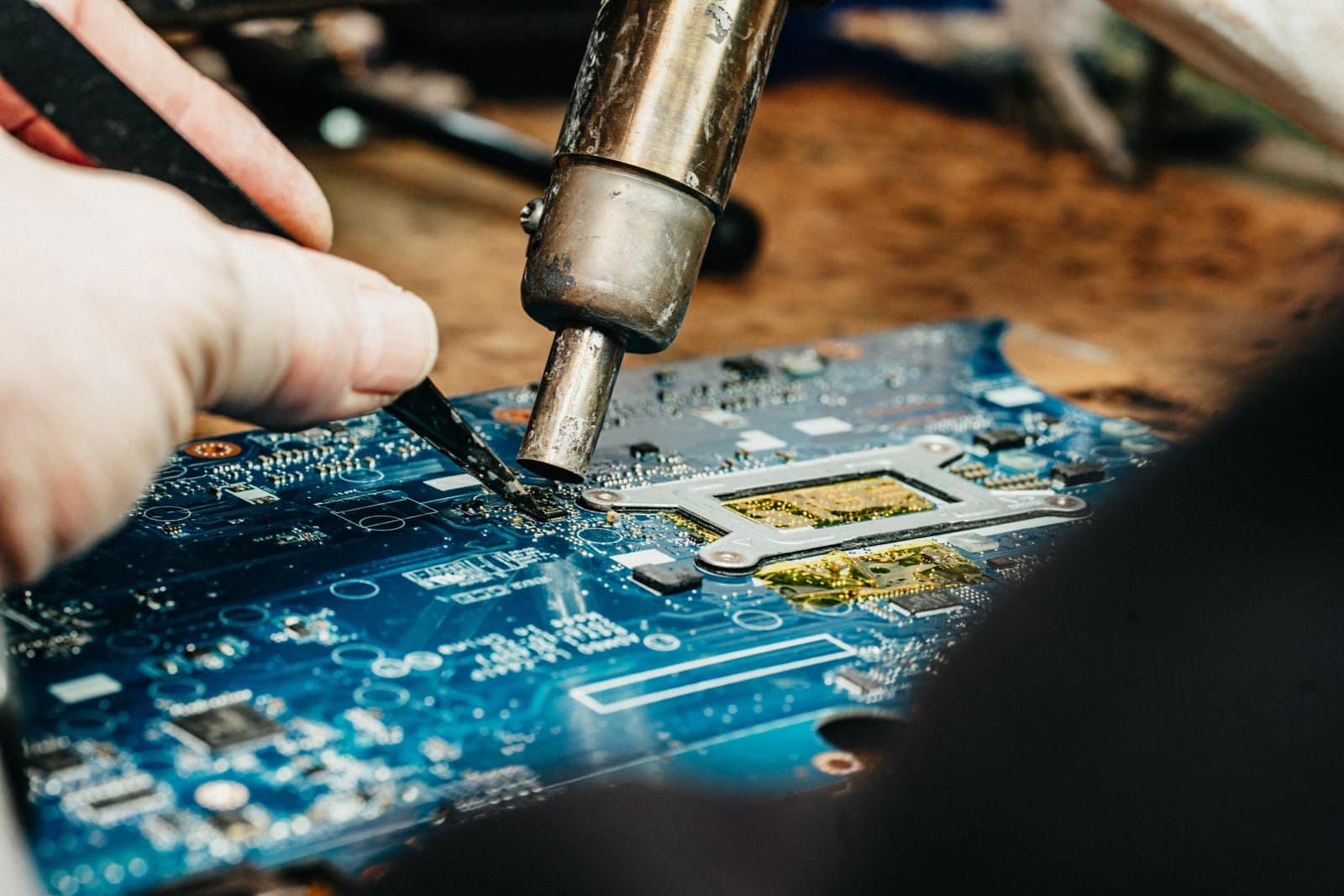 refurbed: la riparazione di un circuito