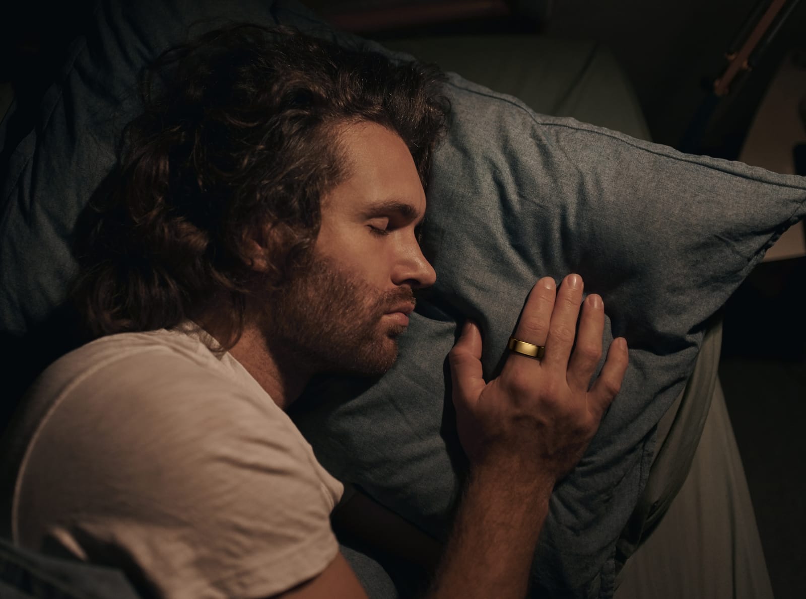 RingConn Gen 2 smart ring gold