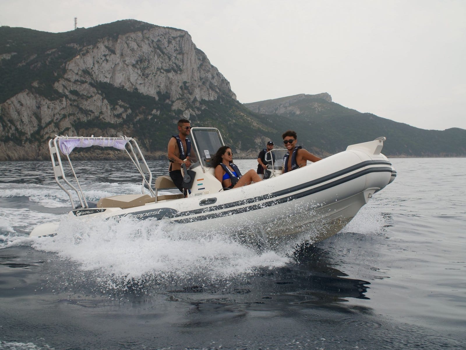 E-Sea sharing in navigazione sul gommone