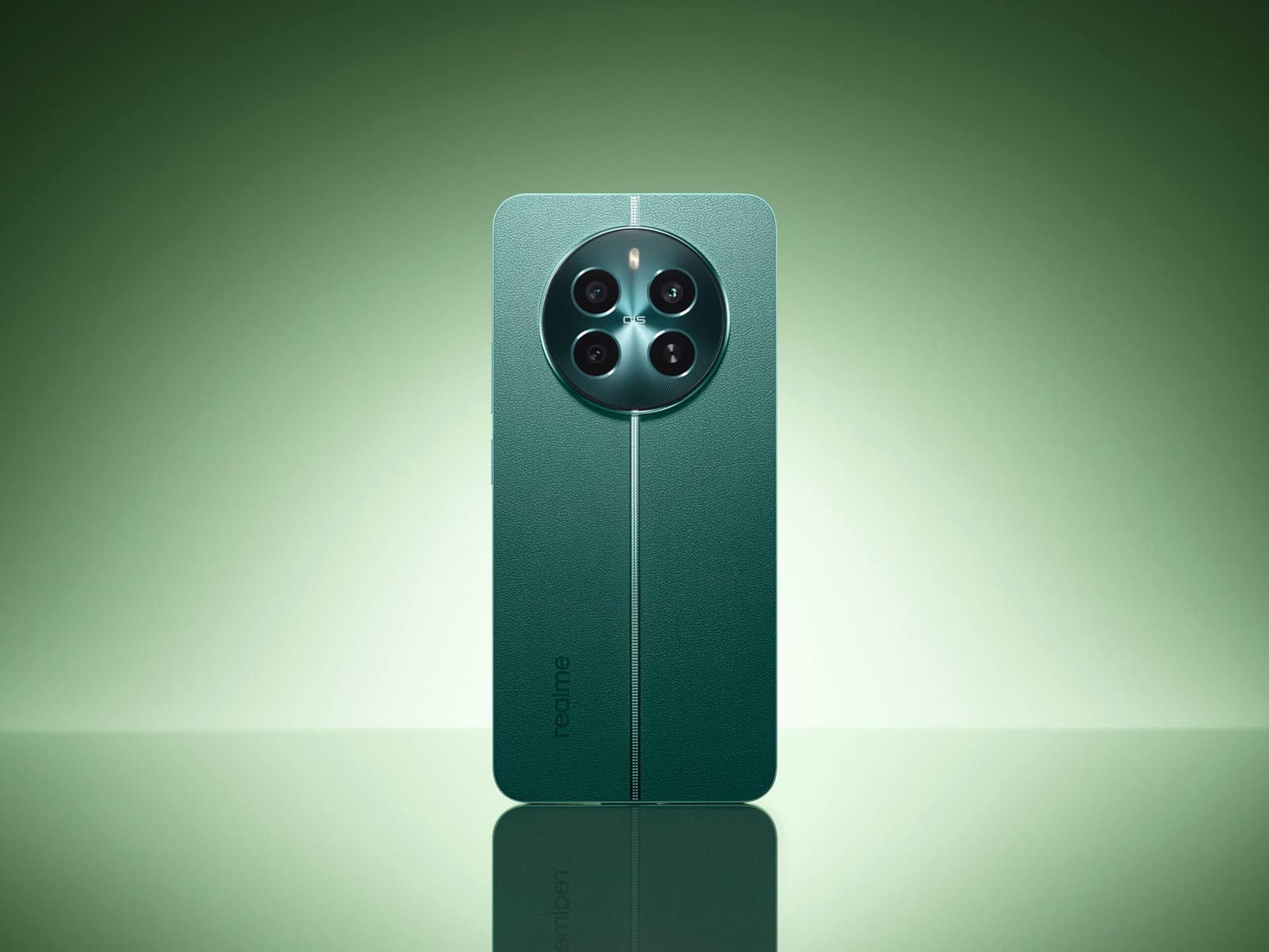 realme12+ 5G, a Luxury smatphone Craftsmanship, Green