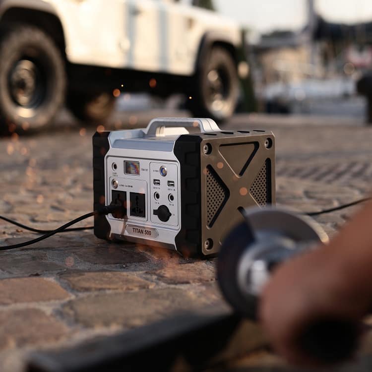 generatore di corrente, batteria ricaricabile, fuoristrada